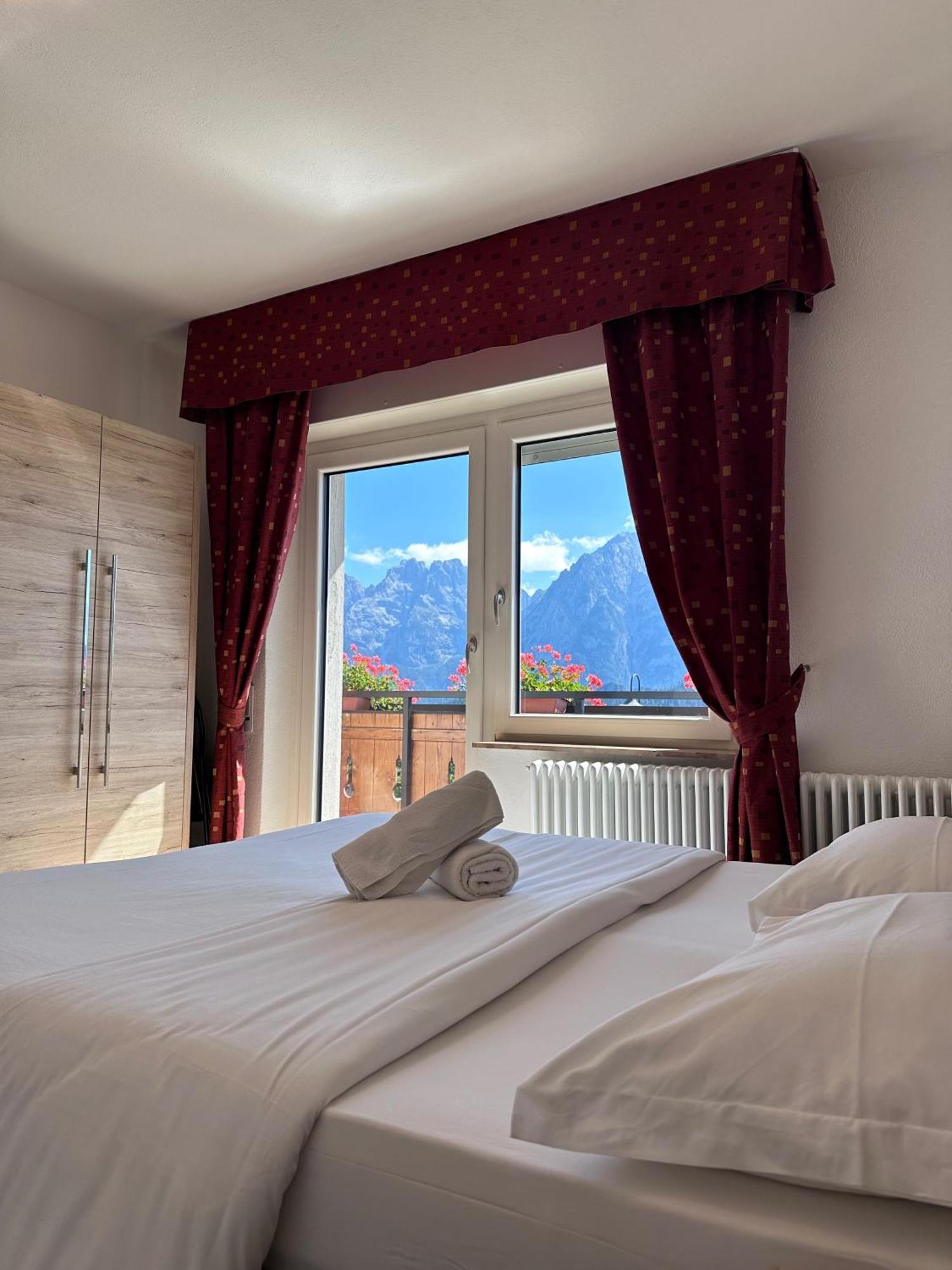 Hotel Tre Pini Danta Kültér fotó